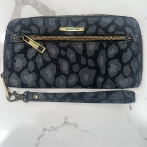 Travelon Anti-Theft RFID Blocking Leopard Print Wristlet Wallet - Gray/Black